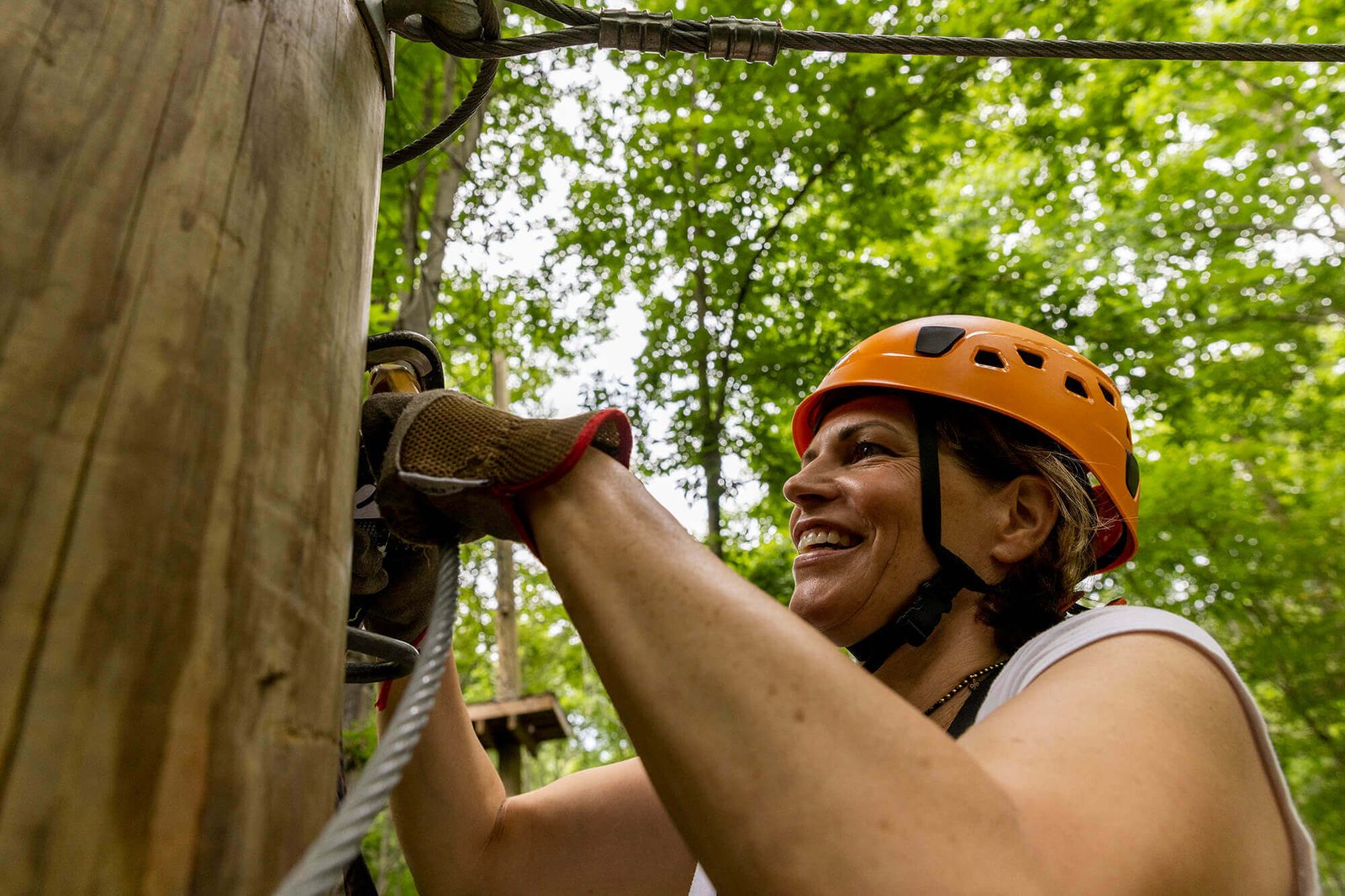 Team building program on ropes course